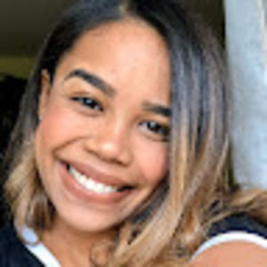 Meet your Posher, Nina